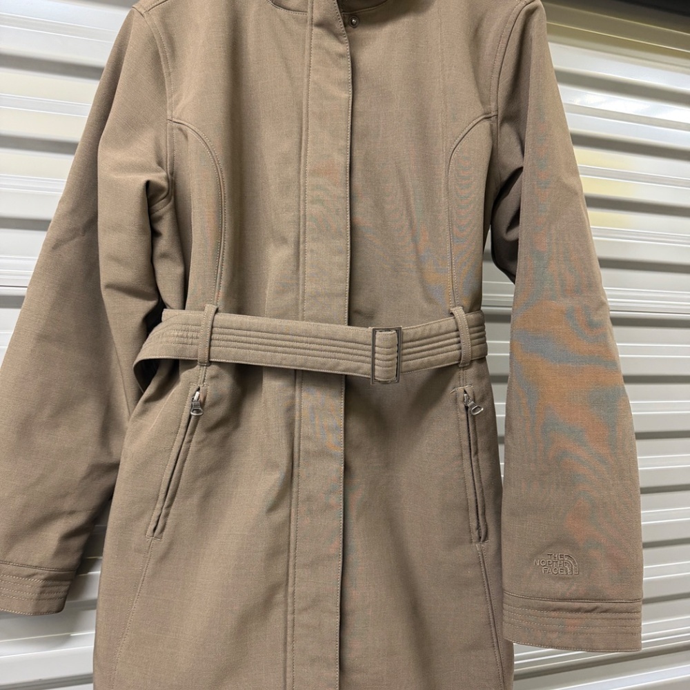 Winter jacket - Picture 4 of 9